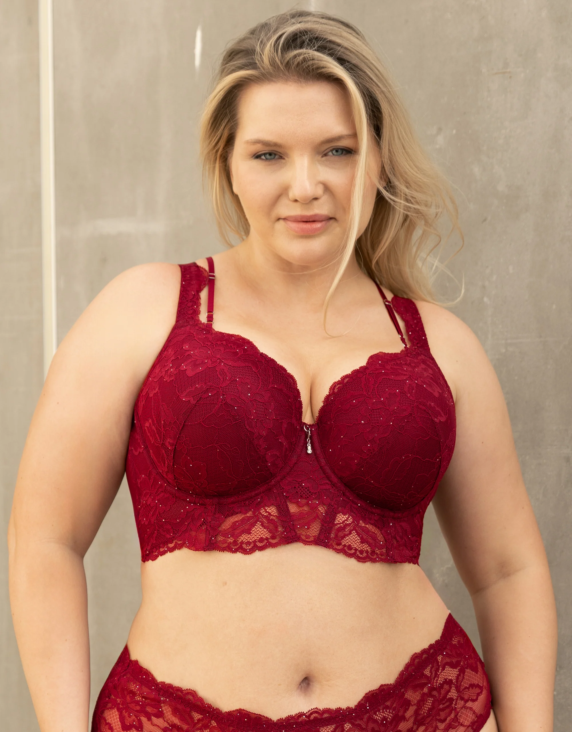 BH True Glam Bordeaux - Image 2