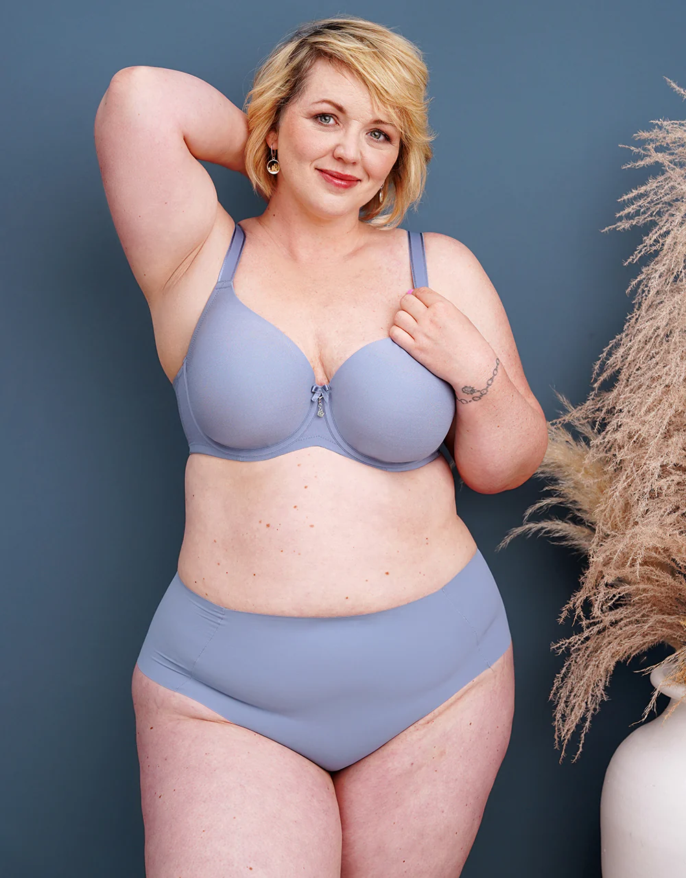 High-Brazilian-Slip Invisible Bluegrey - Image 6