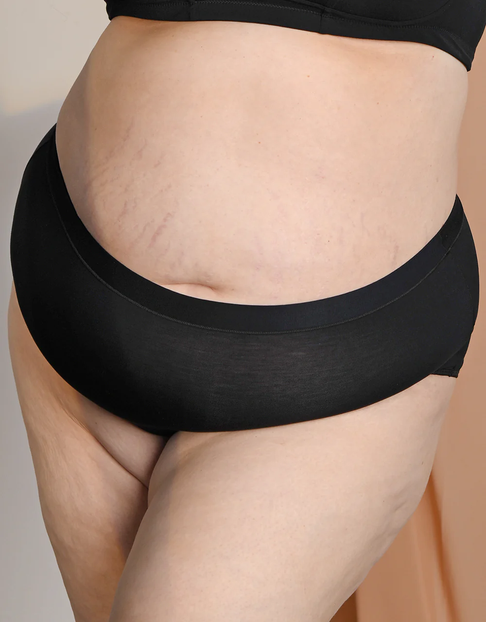 High-Panty Cozy Basic Black - Image 3