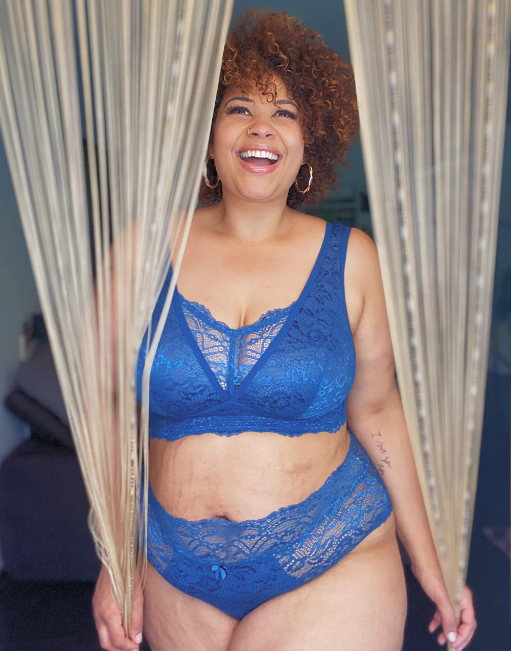 High-Panty Eliana Ocean - Image 7