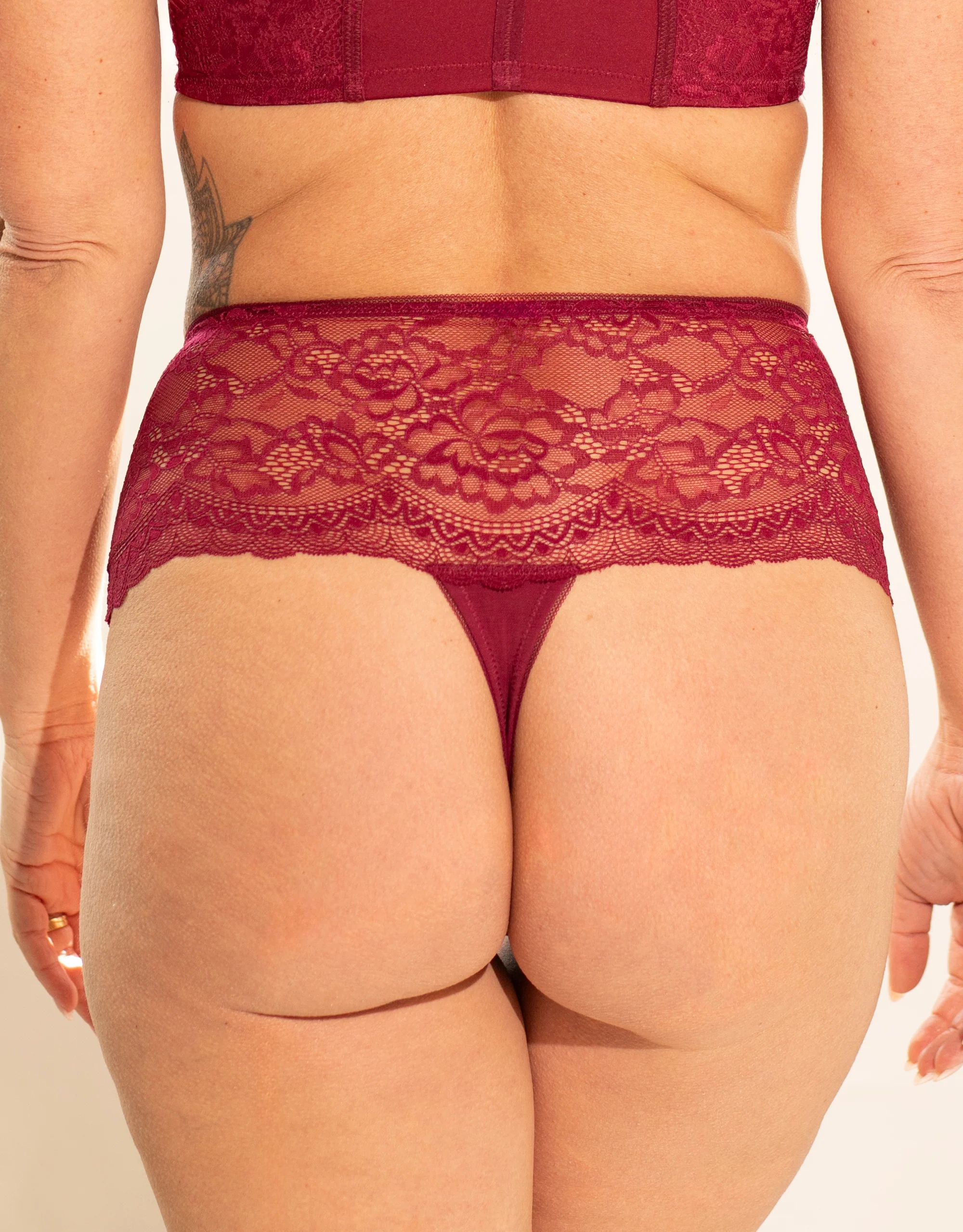 High-String Lace Basic Bordeaux - Image 2