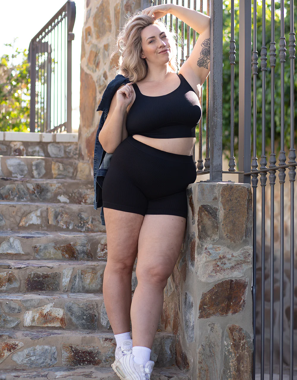 High-Waist-Shorts-Set 2x Freeda Black/Taupe - Image 7
