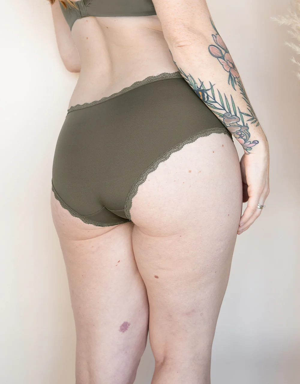 Panty Basic Olive - Image 2